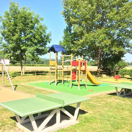 Camping Pyrenees Nature Oloron-Sainte-Marie Eksteriør billede